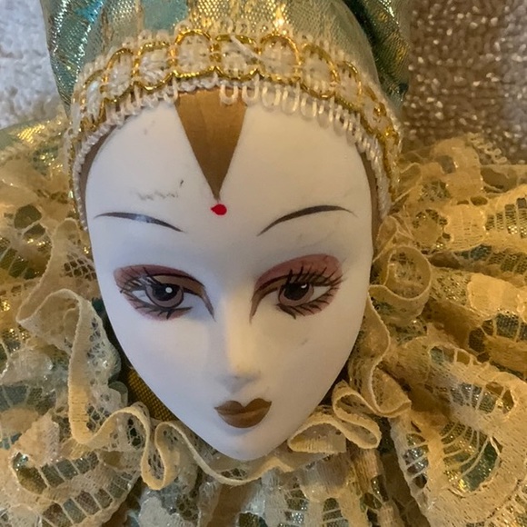 Porcelain clown doll - Picture 3 of 9